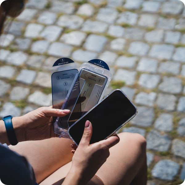 2 sztuki ochron ze szkła prywatyzującego PRIVACY z aplikatorem